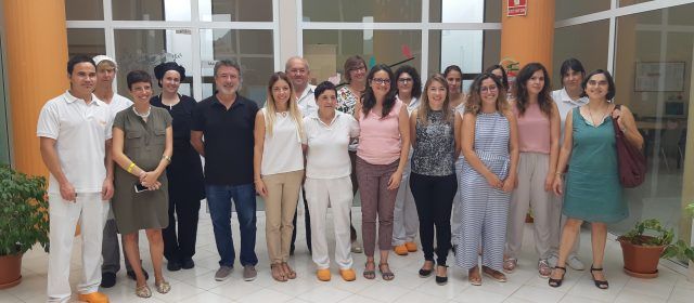Oltra visita la residencia y centro de día CEEM para personas con enfermedad mental crónica de Albocàsser,