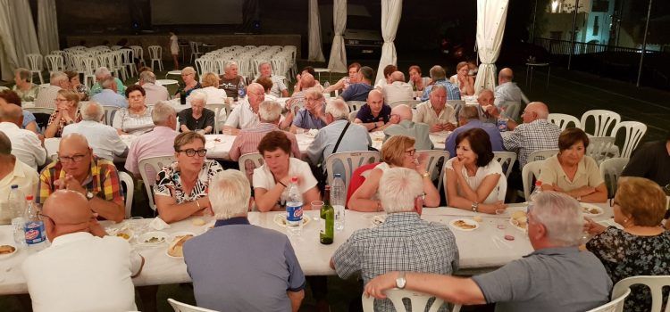 Sopar de jubilats a les festes de Vallibona