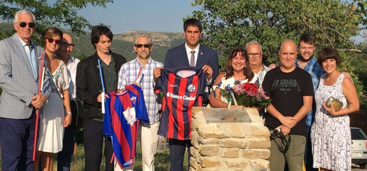 Morella homenatja el President del San Lorenzo de Almagro, Emilio Bernat