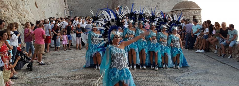 El segundo desfile de moros y cristianos de Peñíscola: los vídeos