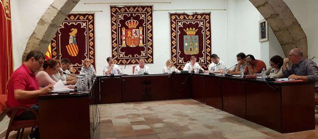 Alcalà insta a la Conselleria a què l’Hospital de Vinaròs tinga nefrologia i hemodiàlisi