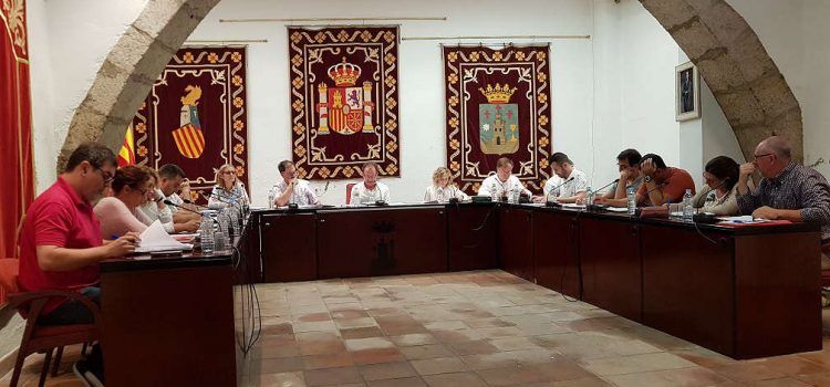Alcalà insta a la Conselleria a què l’Hospital de Vinaròs tinga nefrologia i hemodiàlisi