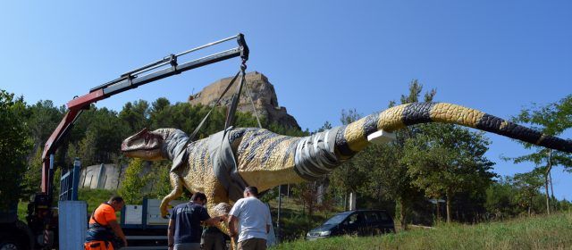 Arriba a Morella un Allosaurus de vuit metres de longitud