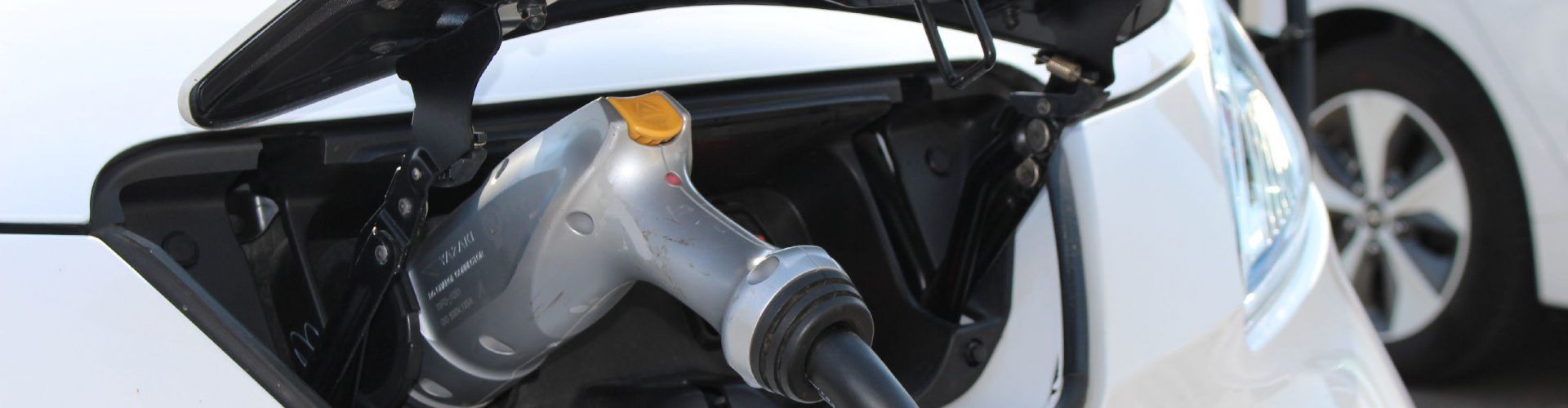 L’Ivace subvenciona la instal·lació de 32 punts de recàrrega per a vehicles elèctrics a Castelló