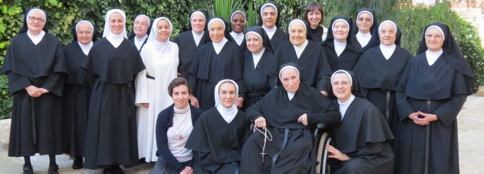 Un convento 2.0:  Las monjas de Sant Mateu captan vocaciones y difunden sus habilidades pasteleras por internet