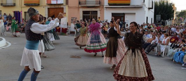 Sta. Magdalena participa a Càlig en la II Trobada de Danses del Maestrat