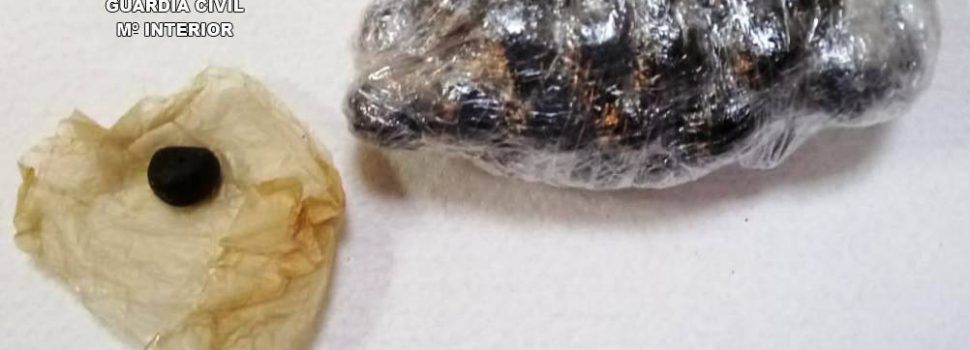 Detenida por intentar introducir droga en el Centro Penitenciario de Albocàsser