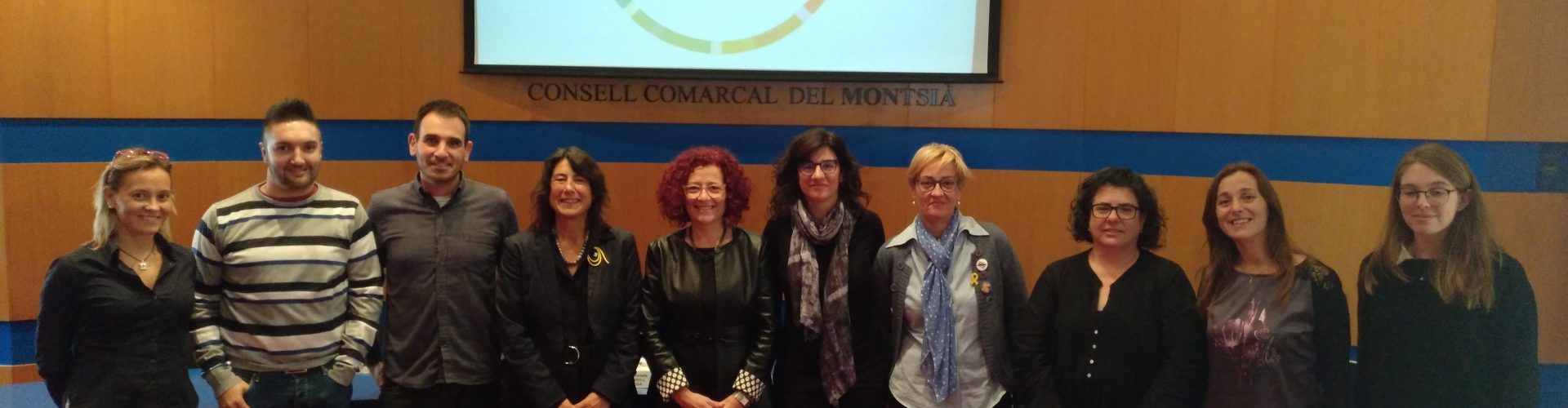 Signatura de l’acord de desplegament SAI per a persones LGBTI al Montsià