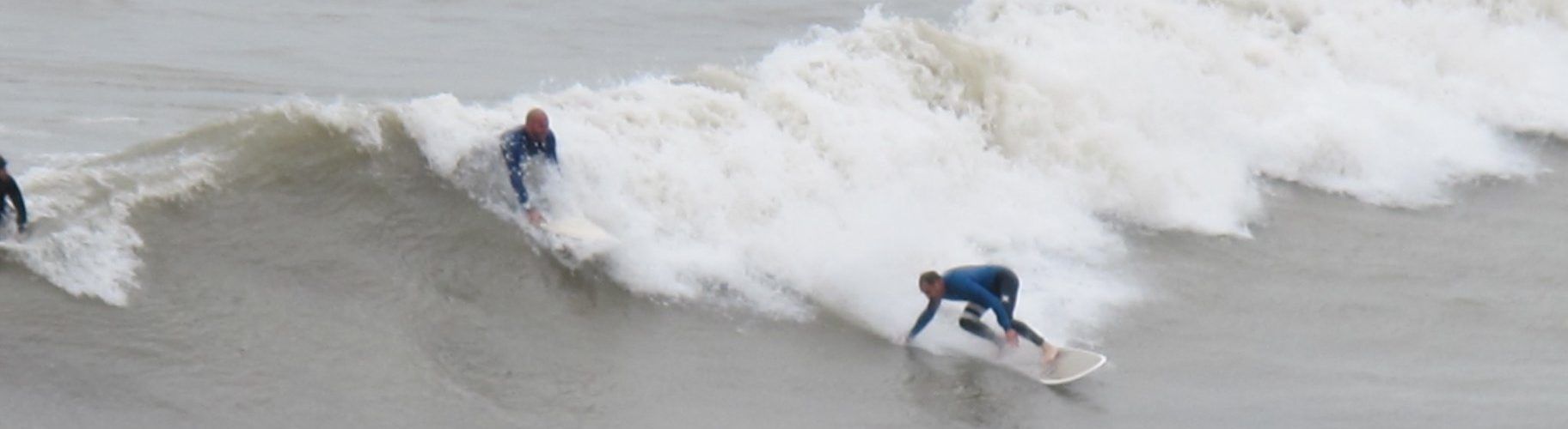 Surf a la platja del Fortí de Vinaròs