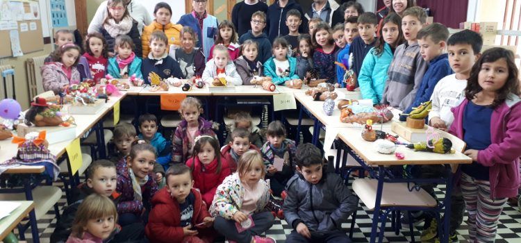 Els escolars de Canet lo Roig han celebrat el Dia dels Difunts