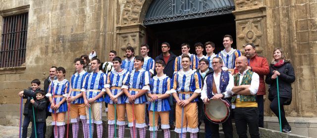 Els Torneros de Morella dansen a Sos del Rey Católico