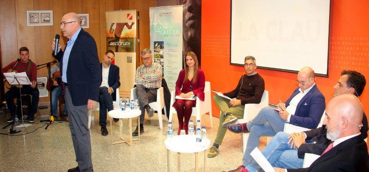 Coloquio sobre turismo en Benicarló