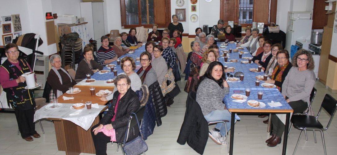 L’Associació de Mestresses de Casa de S.Magdalena festeja Sta. Catalina
