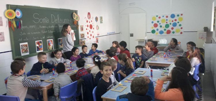 Alumnes de 3r del CEIP Marqués de Benicarló van participar en tallers didàctics al MUCBE