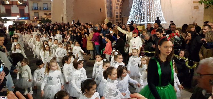 L’Esplai celebra el Nadal pels carrers de Vinaròs