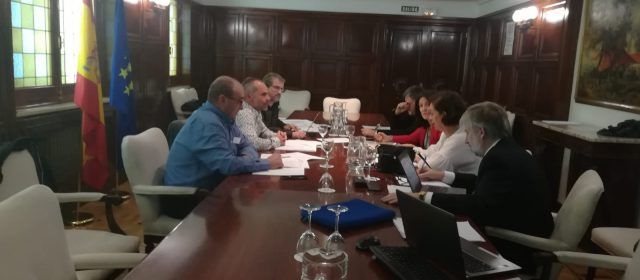 LA UNIÓ de Llauradors ha demanat hui al Govern una ajuda excepcional aquesta campanya per als productors per la collita de cítrics que es quede en l’arbre sense recol·lectar