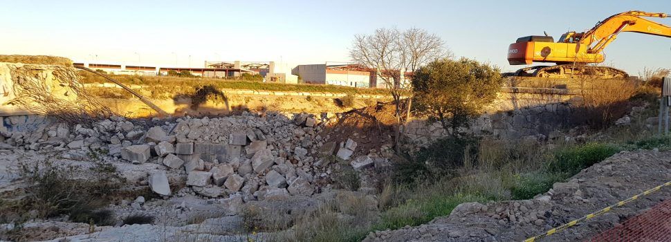 Ja no queda pont roig sobre el Servol de Vinaròs
