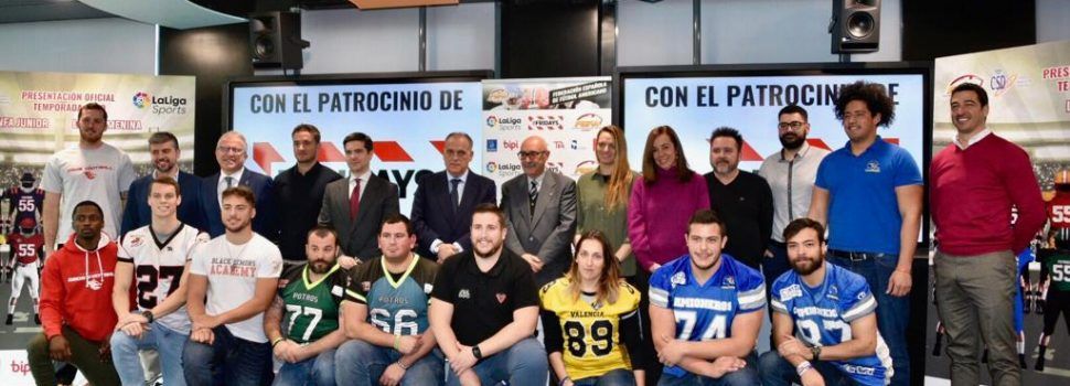 La benicarlanda Marta Ferreres en la presentación de la LIGA NACIONAL DE FÚTBOL AMERICANO