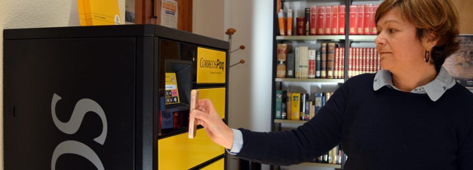 Morella estrena el servei Citypaq de Correus a la Biblioteca