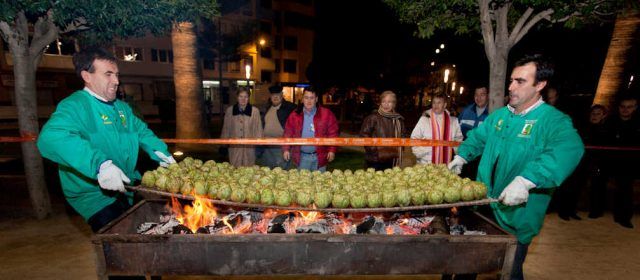 Benicarló es bolca amb multitud d’actes per homenatjar la carxofa en els seus dies grans