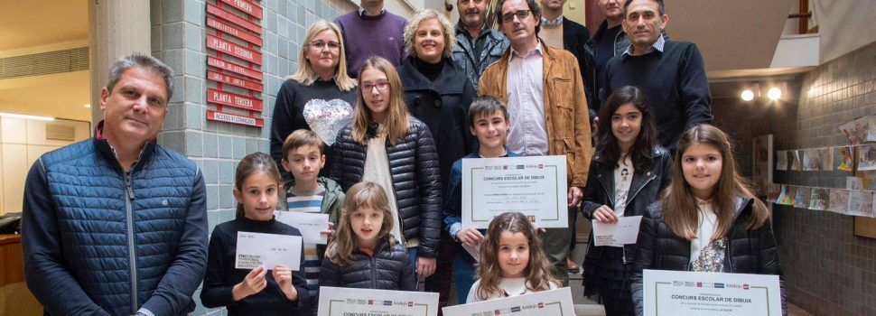 El col·legi d’arquitectes de Castelló lliura el premi per a Paula Vinuesa de Vinaròs