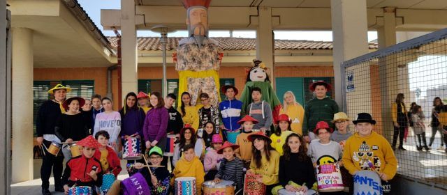 L’Emperador Carnestoltes visita el CEIP Sant Sebastià