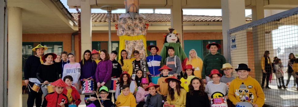 L’Emperador Carnestoltes visita el CEIP Sant Sebastià