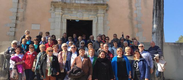 Càlig rep la visita de 60 participants del programa ‘Envelliment actiu’