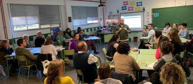 El col.lectiu LAMBDA forma el professorat