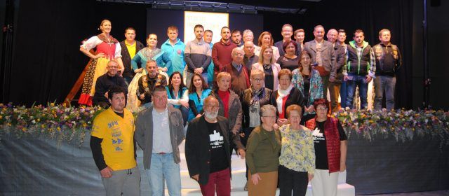 Alcalà-Alcossebre homenatja 17 entitats locals a la Nit de les Tradicions