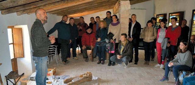 Presenten el nou llibre El arte rupestre en Morella la Vella