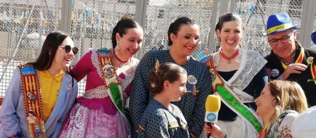 La Pirotecnia Tomás torna a fer tremolar la plaça de l’Ajuntament de València