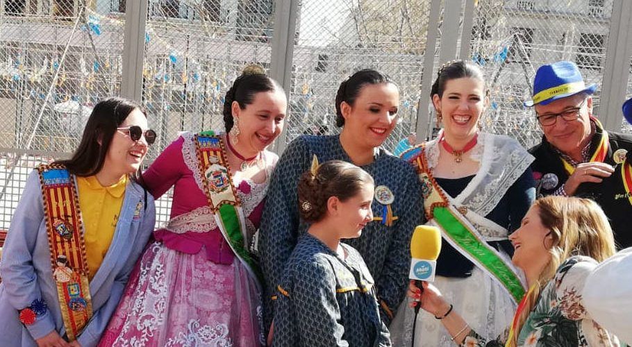 La Pirotecnia Tomás torna a fer tremolar la plaça de l’Ajuntament de València