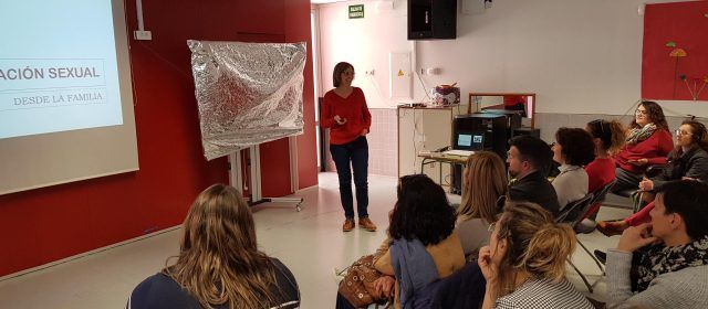 L’educació sexual en família, a debat a l’AFA Assumpció