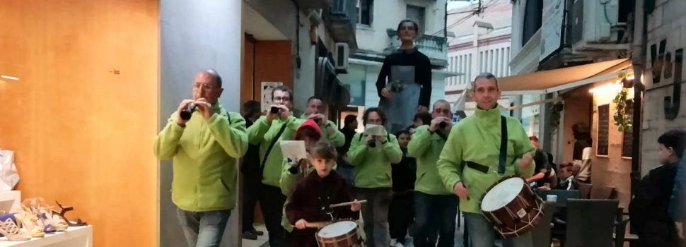 La Colla de Dolçaina i Tabal de Vinaròs actuà a Tortosa