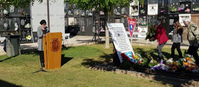 Vinaròs recorda l’horror dels camps d’extermini nazis i homenatja les víctimes