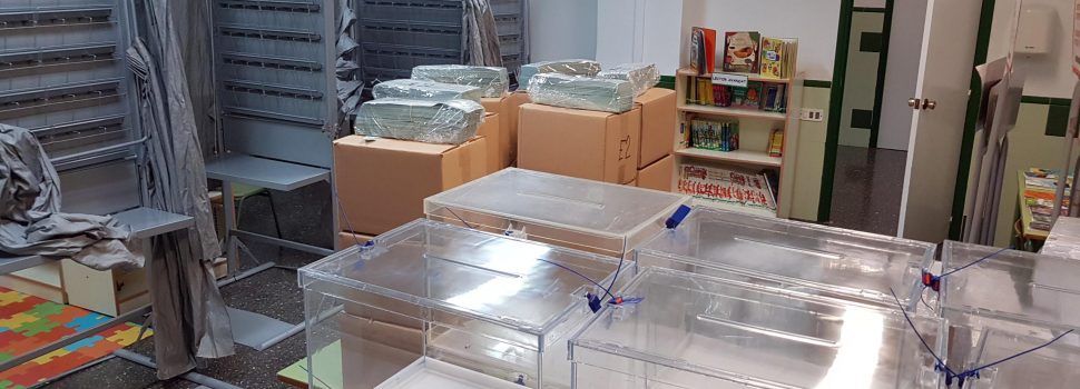 Paperetes i urnes arriben als col·legis electorals