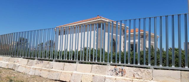 Instal·lació de tanca al Museu dels Mariners de Benicarló