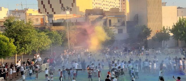 Festa de l’AFA del CEIP Assumpció amb festival de colors