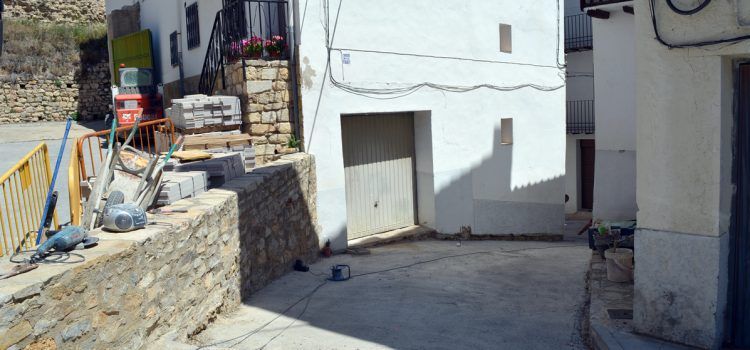 Reinicien les obres del carrer La Taleca a Morella