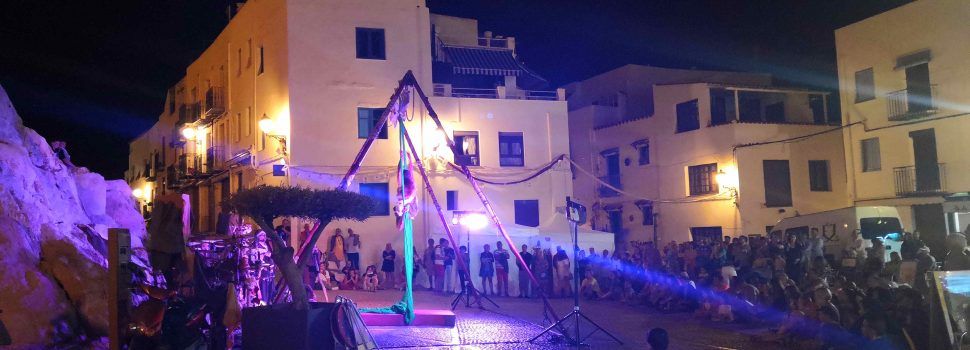 “Peñíscola, Ciudad Papal” llena de magia y espectáculo las noches del fin de semana