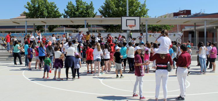 Més d’un centenar d’infants i adolescents participen en la I Trobada del Servei d’atenció diürna del Consell Comarcal del Baix Ebre