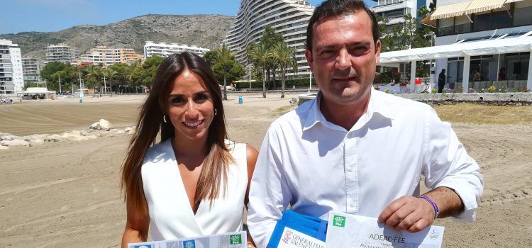 Peníscola rep les dues Banderes Blaves per a la platja Nord i la platja Sud
