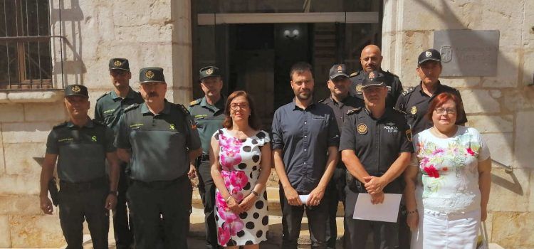 Vinaròs celebra la Junta de Seguretat Local per a les Festes de Sant Joan i Sant Pere
