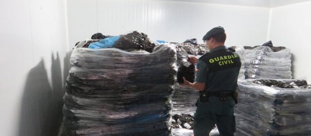 La Guardia Civil detecta 11.300 kg de mejillones griegos, sin el etiquetado legal