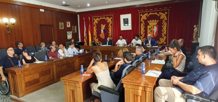 Ple extraordinari a Vinaròs per aprovar l’estructura orgànica i els sous