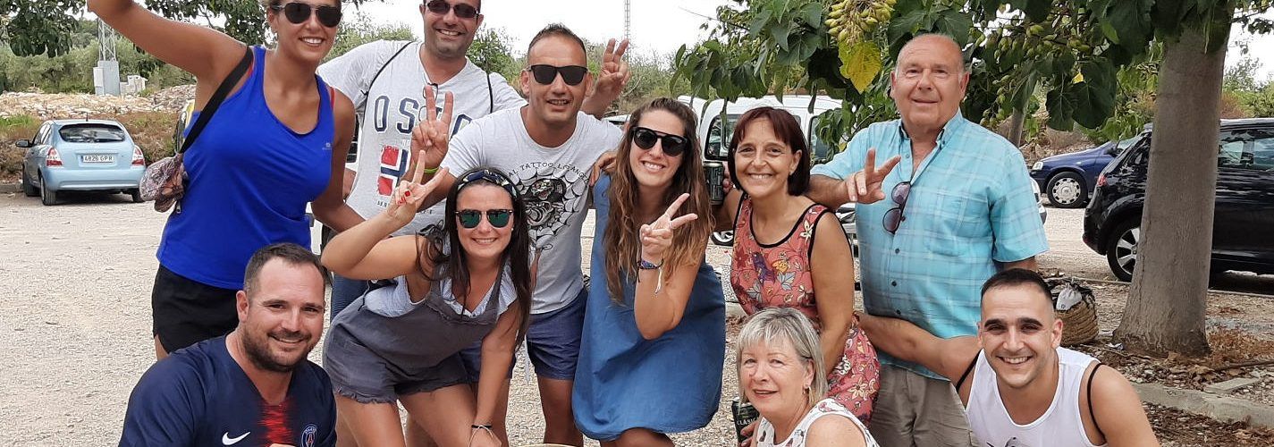 La colla de Juanma Badenes s’estrena en el Concurs de Paelles de Sant Jordi amb un primer premi