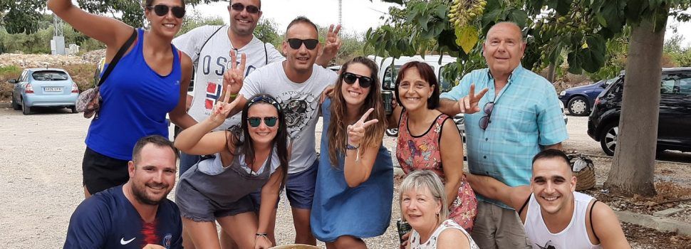La colla de Juanma Badenes s’estrena en el Concurs de Paelles de Sant Jordi amb un primer premi
