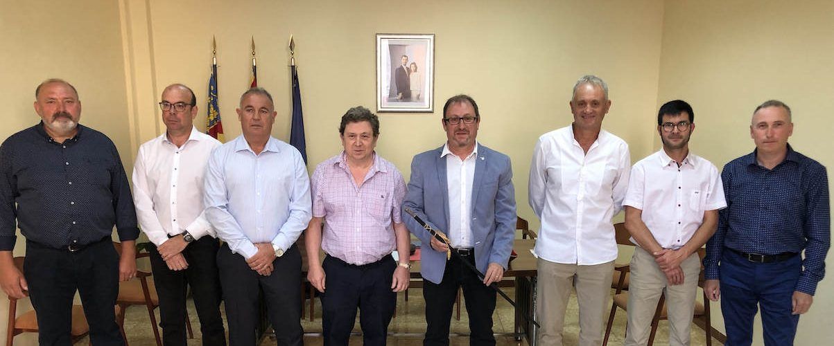 Santa Magdalena dona llum verda al nou organigrama municipal