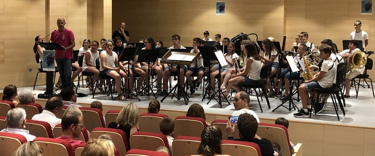 Les Bandes infantils de Santa Magdalena i Vinaròs unides per la música